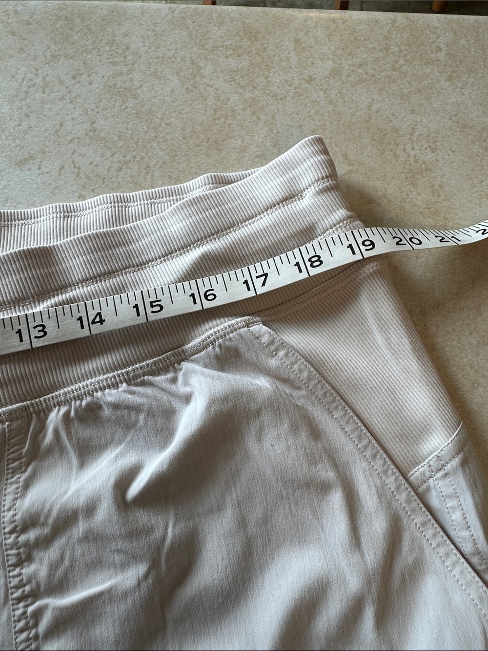 lululemon Studio / Dance Studio Lined Pants Cream Ribbed Cuff - Picture 10 of 10